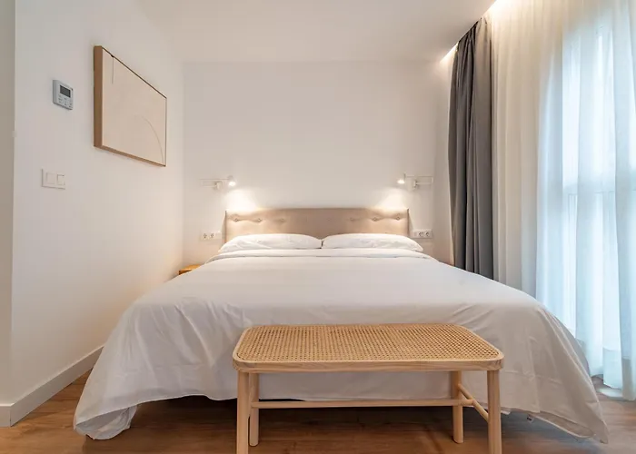 Edificio Ferrari By Plaza Mayor Apartment *